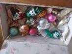 doos NR 16 bestaat uit 12 oude glazen kerstballen, Diversen, Kerst, Gebruikt, Ophalen of Verzenden