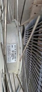 Voorwiel met motor, Ophalen