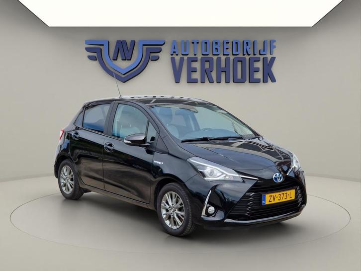 Toyota Yaris 1.5 Hybrid Dynamic Navigatie - Clima - Camera, Auto's, Toyota, Bedrijf, Yaris, Airbags, Airconditioning, Boordcomputer