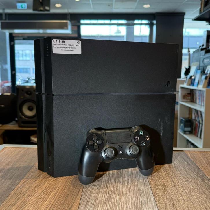 Sony Playstation 4 500GB Zwart | Incl controller | Met garan, Spelcomputers en Games, Games | Sony PlayStation 4, Zo goed als nieuw
