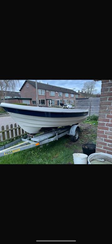 Topcraft  boot 430 met 9,9 motor  tohatsu. Moet snel weg !!! beschikbaar voor biedingen