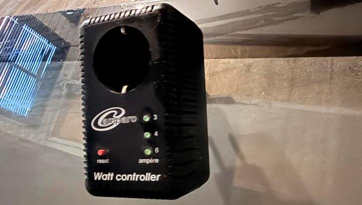 Camparo Watt Controller V4 - 230Vac, Hobby en Vrije tijd, Elektronica-componenten, Zo goed als nieuw, Ophalen of Verzenden