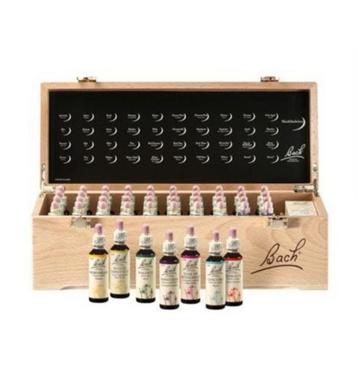  Complete Bach Bloesem Remedies in luxe opberg/ bewaar kist  beschikbaar voor biedingen