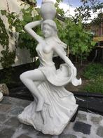 Tuinbeeld vervaardigd uit massieve blok marmer !, Ophalen, Gebruikt, Steen, Mensenbeeld