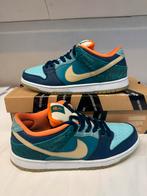 Nike SB Dunk Low MIA Skate Shop maat 42, Overige kleuren, Nike, Ophalen of Verzenden, Zo goed als nieuw