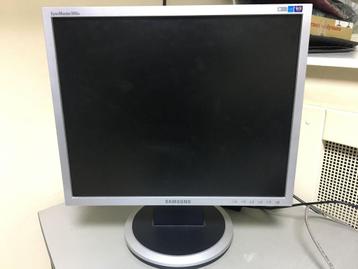 Samsung Syncmaster 940n LCD monitor beschikbaar voor biedingen