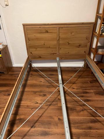 IKEA bedframe 140x200 - afbeelding 1