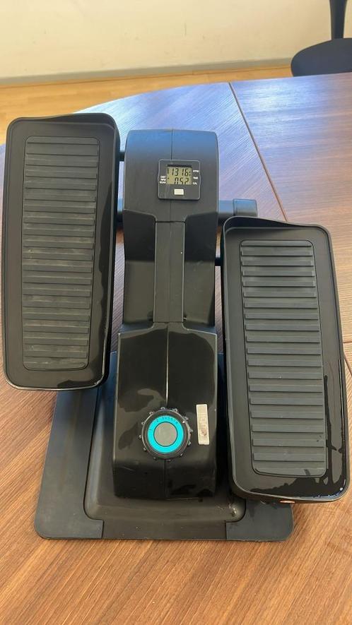 Cubii Jr, Sport en Fitness, Fitnessapparatuur, Gebruikt, Hometrainer, Benen, Aluminium, Ophalen