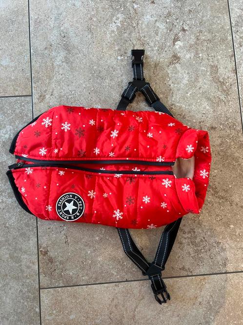 Hondenjas winter met tuig, Dieren en Toebehoren, Hondenkleding, Zo goed als nieuw, Hondenjas, Ophalen of Verzenden