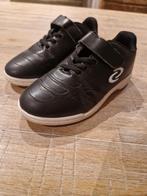 Gymschoenen maat 30, Ophalen, Chicane, Zo goed als nieuw, Jongen of Meisje