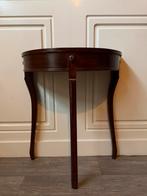 Half rond bijzetvtafeltje, Ophalen