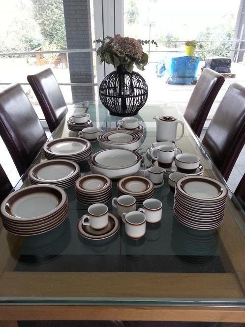 Compleet servies hotelporselein, Huis en Inrichting, Keuken | Servies, Zo goed als nieuw, Compleet servies, Overige stijlen, Porselein