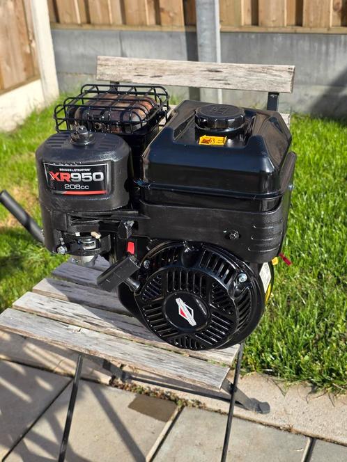 Briggs Stratton XR 950 Motor, Doe-het-zelf en Verbouw, Motoren, Zo goed als nieuw, Benzinemotor, 1800 rpm of meer, Ophalen