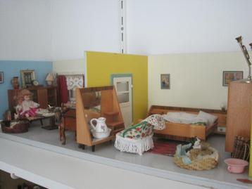 OKWA 2 kamerapartement poppenkamer. beschikbaar voor biedingen