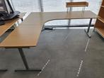 Hoek bureau Ikea Galant serie eventueel met desktop riser, Huis en Inrichting, Bureaus, In hoogte verstelbaar, Gebruikt, Ophalen