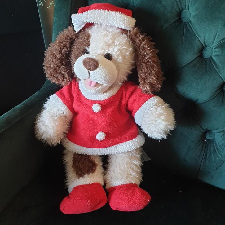 Build-a-bear workshop kerst hond ca 40 cm 0809, Kinderen en Baby's, Speelgoed | Knuffels en Pluche, Zo goed als nieuw, Hond, Ophalen of Verzenden