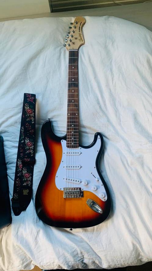 Elektrische Gitaar Set met Marshall Versterker, Muziek en Instrumenten, Snaarinstrumenten | Gitaren | Elektrisch, Zo goed als nieuw