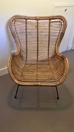 Rotan stoel met stalen zwart frame, Huis en Inrichting, Stoelen, Ophalen, Zo goed als nieuw, Zwart, Eén