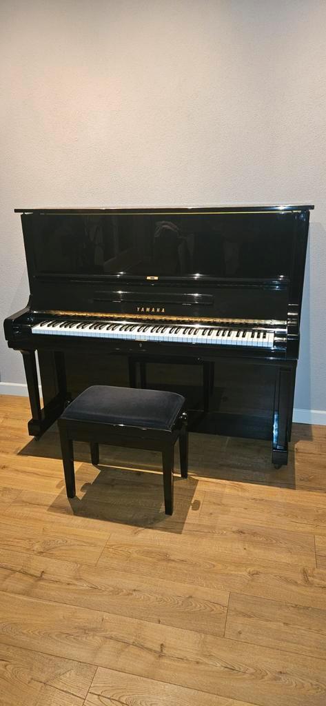 Yamaha U3H Piano, Muziek en Instrumenten, Piano's, Zo goed als nieuw, Zwart, Ophalen