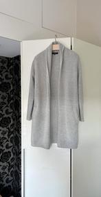 Lang gebreid bouclé vest zachte grijstint Soyaconcept medium, Maat 38/40 (M), Soyaconcept, Ophalen of Verzenden, Zo goed als nieuw