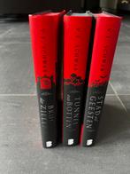 V.E. Schwab - Stad van Geesten Trilogie, Boeken, Ophalen of Verzenden, Zo goed als nieuw