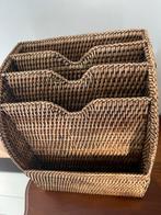 Rotan Tijdschriftenrek met 4 Vakken, Huis en Inrichting, Woonaccessoires | Krantenbakken en Lectuurbakken, Ophalen of Verzenden