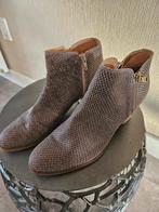 Korte laarsjes dierenprint grijs, Gosh, Lage of Enkellaarzen, Ophalen of Verzenden, Zo goed als nieuw