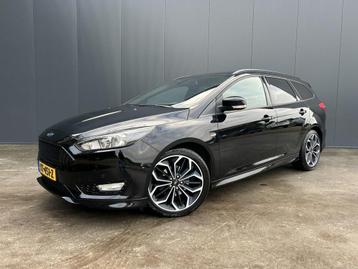Ford FOCUS Wagon 1.0 ST-Line LED TREKHAAK NAVI CRUISE ECC 17 beschikbaar voor biedingen