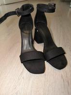 Bershka Zwarte Hakken - Maat 39, Ophalen of Verzenden, Zo goed als nieuw, Zwart, Schoenen met hoge hakken