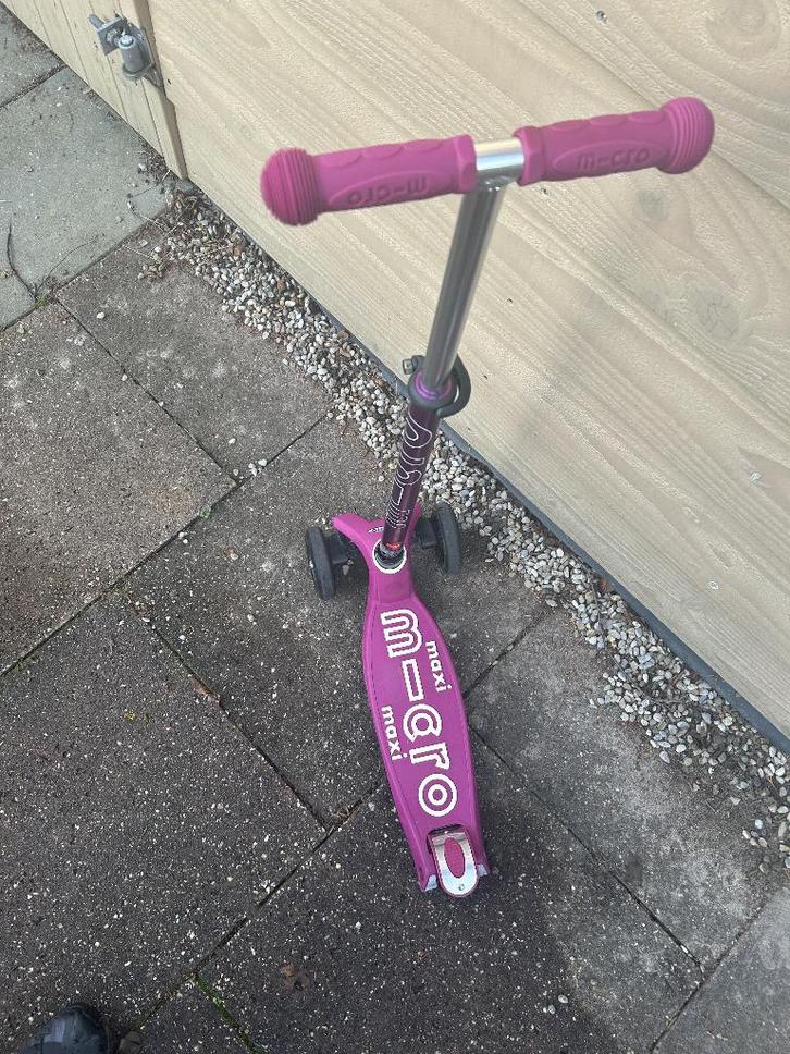 Maxi Micro step Paars in zeer goede staat, Fietsen en Brommers, Steps, Zo goed als nieuw, Gewone step, Ophalen