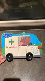 Peppa pig boek/auto “de ambulance”, Verzamelen, Ophalen of Verzenden, Zo goed als nieuw