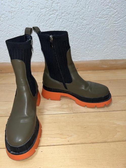 RAID laarzen Chelsea maat 39 groen zwart oranje festival, Kleding | Dames, Schoenen, Zo goed als nieuw, Hoge laarzen, Groen, Verzenden