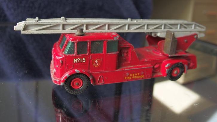 Matchbox no 15 Merryweater Fire Engine (1964-1970), Hobby en Vrije tijd, Modelauto's | 1:43, Gebruikt, Bus of Vrachtwagen, Matchbox