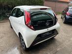 Toyota Aygo 1.0 VVT-i X-PLAY AUTOMAAT|CARPLAY/CAMERA | TEAM/, Gebruikt, 4 stoelen, Wit, Bedrijf