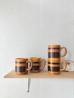 70s mokken in oranje bruin thee koffie keramiek vintage, Huis en Inrichting, Keuken | Servies, Gebruikt, Keramiek, Ophalen of Verzenden
