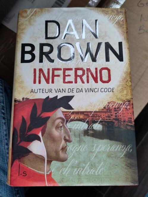 Dan Brown - Inferno, Boeken, Thrillers, Zo goed als nieuw, Nederland, Ophalen
