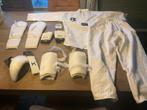 Taekwondo pak maat 140 incl accessoires, Maat XS of kleiner, Ophalen, Zo goed als nieuw