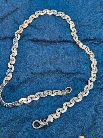 Zilveren ketting en armband.  beschikbaar voor biedingen