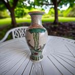 Chinees Nanking stijl vaas met fraaie decoratie, Antiek en Kunst, Antiek | Vazen, Verzenden