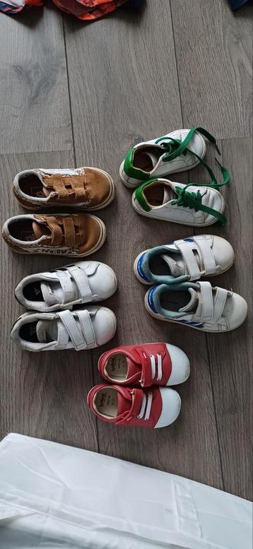 Kinderschoenen maat 21-24 bijna gratis beschikbaar voor biedingen