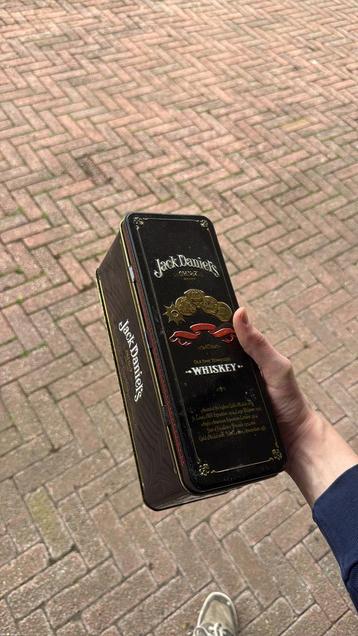 Jack daniels Doos beschikbaar voor biedingen