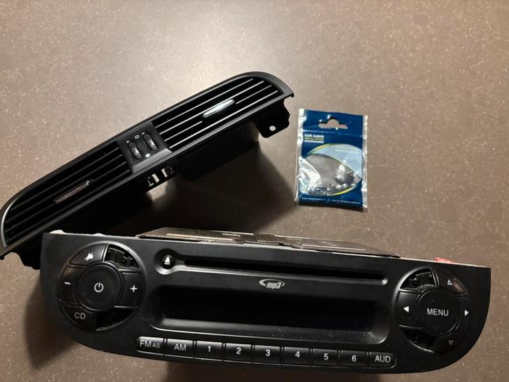 Radio Fiat/Abarth 500, Auto diversen, Autoradio's, Gebruikt, Ophalen
