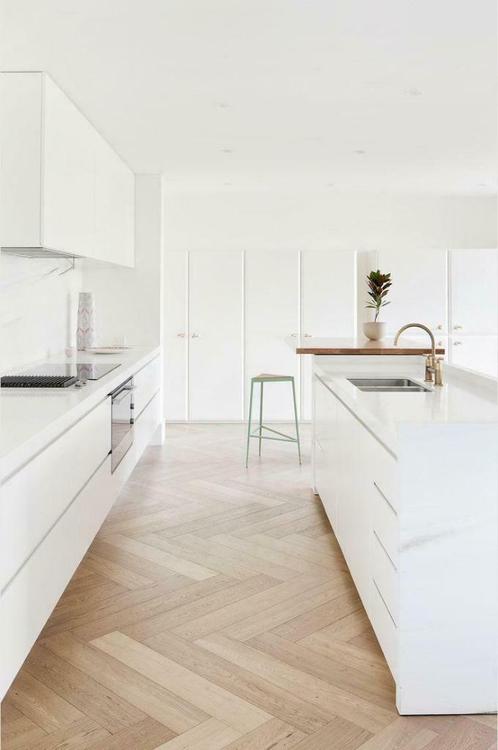 EIKEN VISGRAAT PARKET 12 CM KANT EN KLAAR NATUREL GEOLIED, Huis en Inrichting, Stoffering | Vloerbedekking, Nieuw, Parket, Ophalen of Verzenden