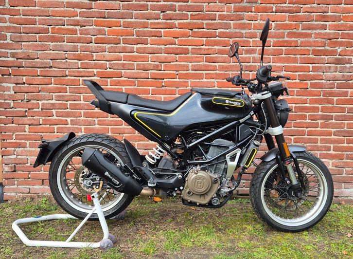 Husqvarna Svartpilen 401, Motoren, Motoren | Aprilia, Particulier, Naked bike, 12 t/m 35 kW, 1 cilinder, Minimaal motorrijbewijs A2