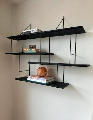 Studio Hausen Link wandplanken  beschikbaar voor biedingen