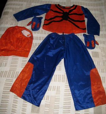 ,KLEIN SPIDERMEN PAKJE ,EIGEN CREATIVITEIT , beschikbaar voor biedingen