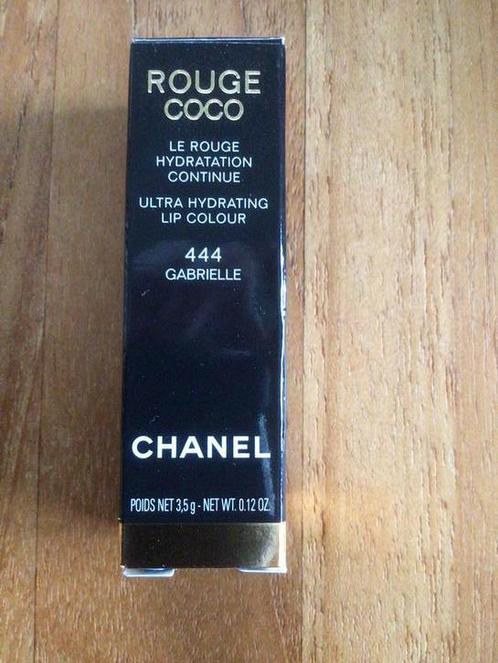 CHANEL Rouge Coco lip colour 444 Gabrielle NIEUW, Sieraden, Tassen en Uiterlijk, Uiterlijk | Cosmetica en Make-up, Nieuw, Lippen