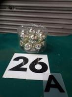 26/a 12x kerstbal, zilver, Diversen, Kerst, Ophalen of Verzenden