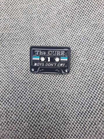1 cassettebandje pin - The Cure - Boys Don't Cry - te koop beschikbaar voor biedingen