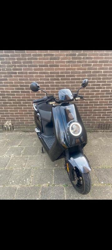 Niu scooter beschikbaar voor biedingen
